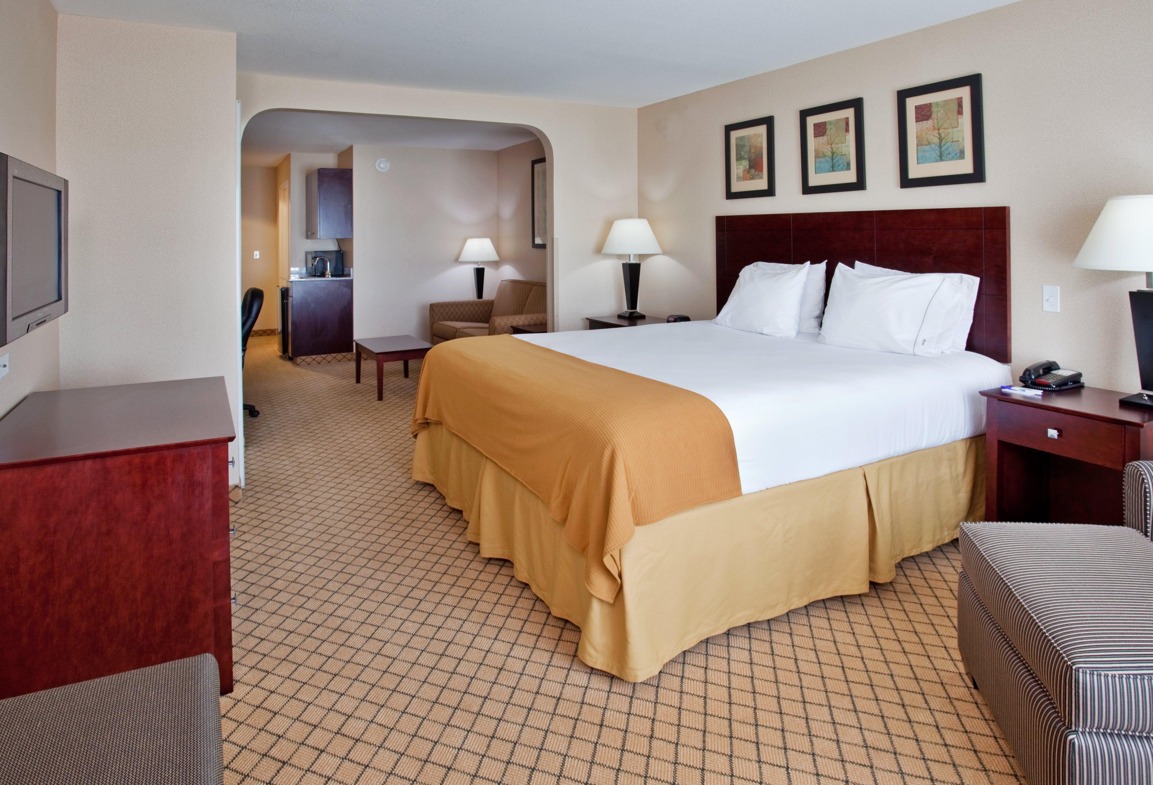 Holiday Inn Express Hotel & Suites Wichita Airport By Ihg Экстерьер фото