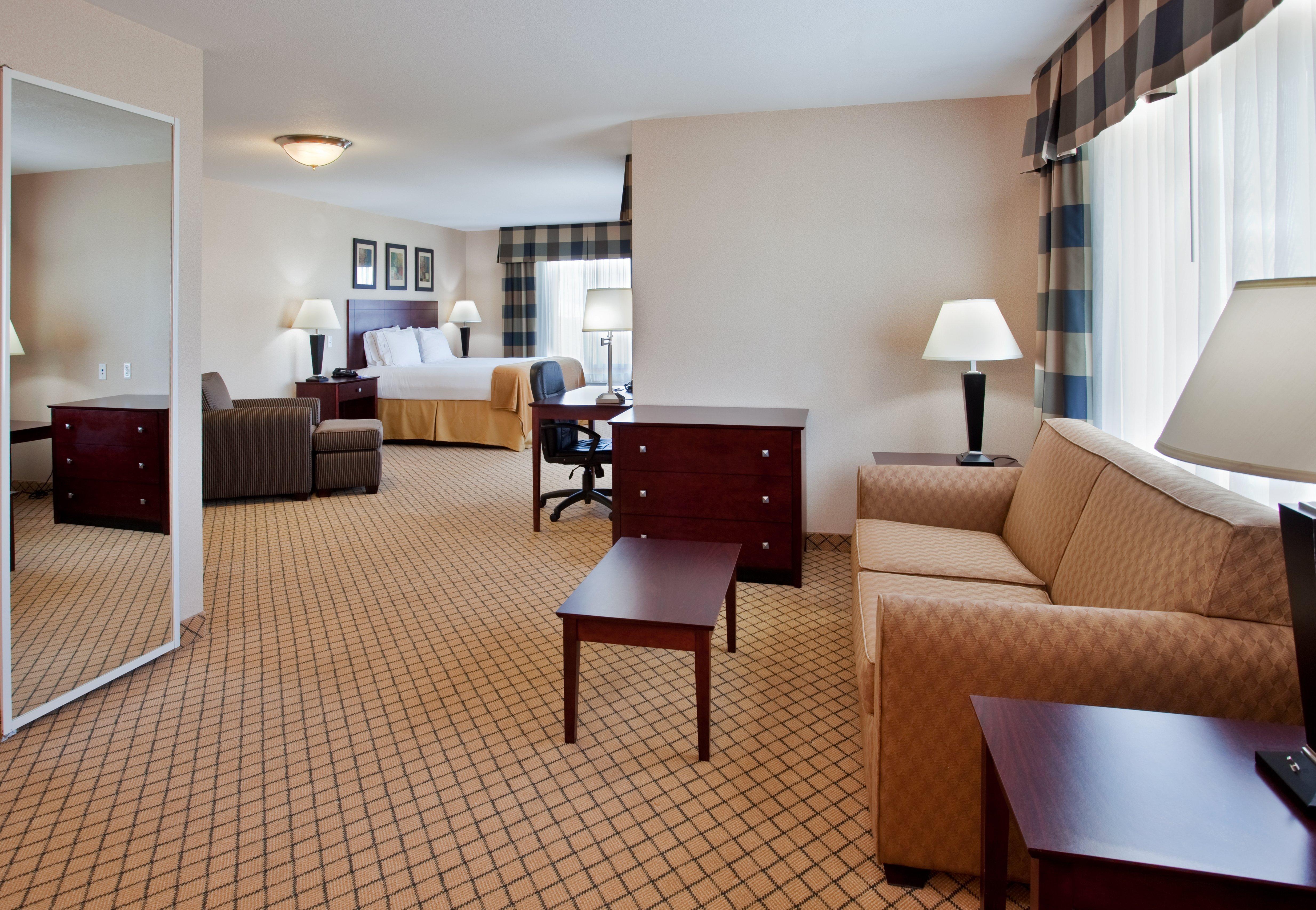 Holiday Inn Express Hotel & Suites Wichita Airport By Ihg Экстерьер фото