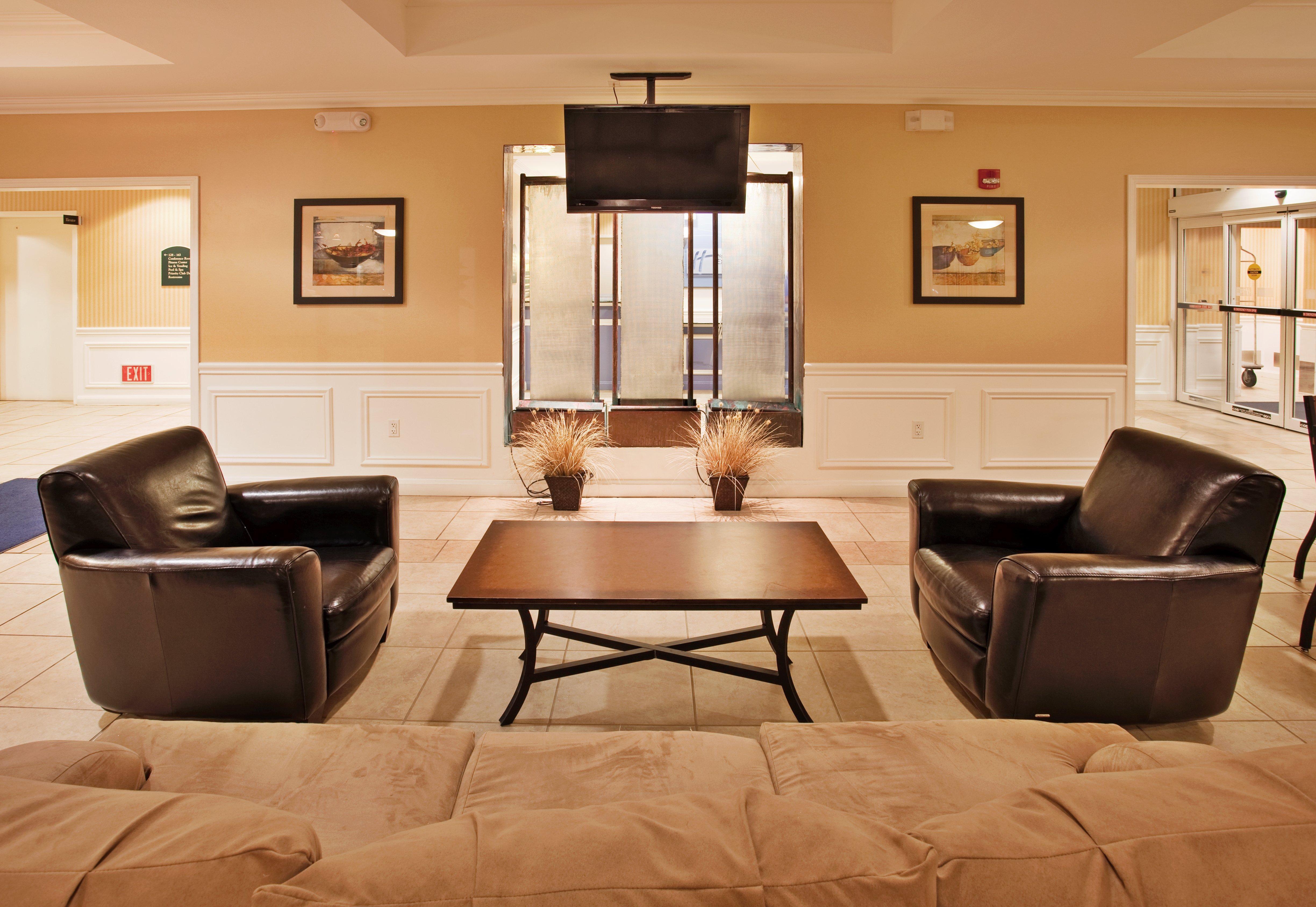 Holiday Inn Express Hotel & Suites Wichita Airport By Ihg Экстерьер фото
